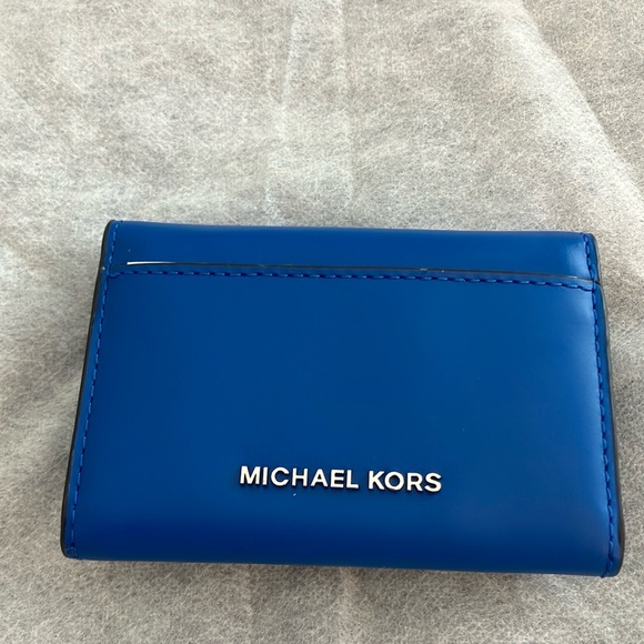 - Michael Kors Small Flap Wallet - Picture 2 of 5